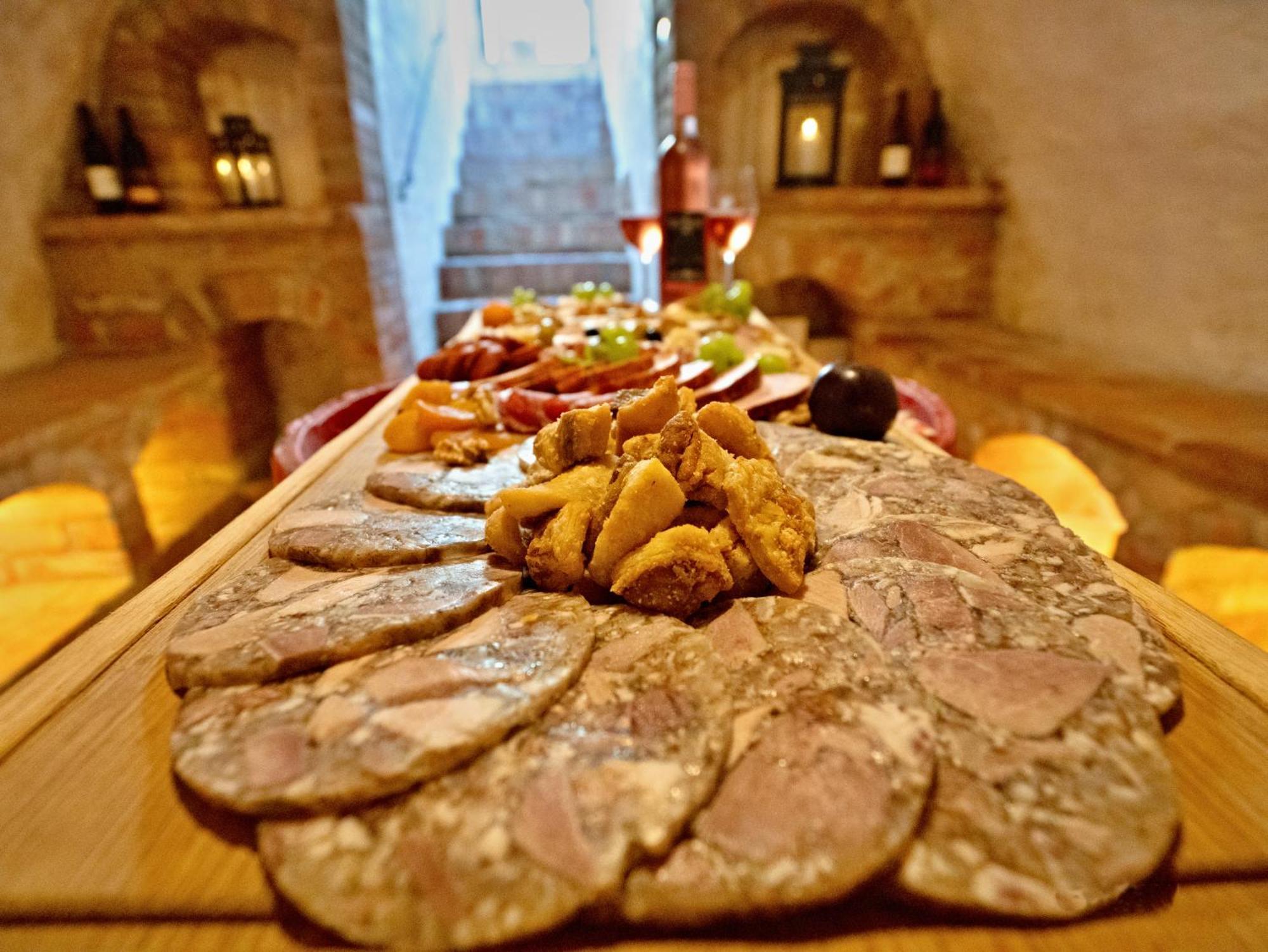 Penzion Trojna Lednice-Vhodne Na Svatby,Rodinne Akce,Teambuilding Kültér fotó